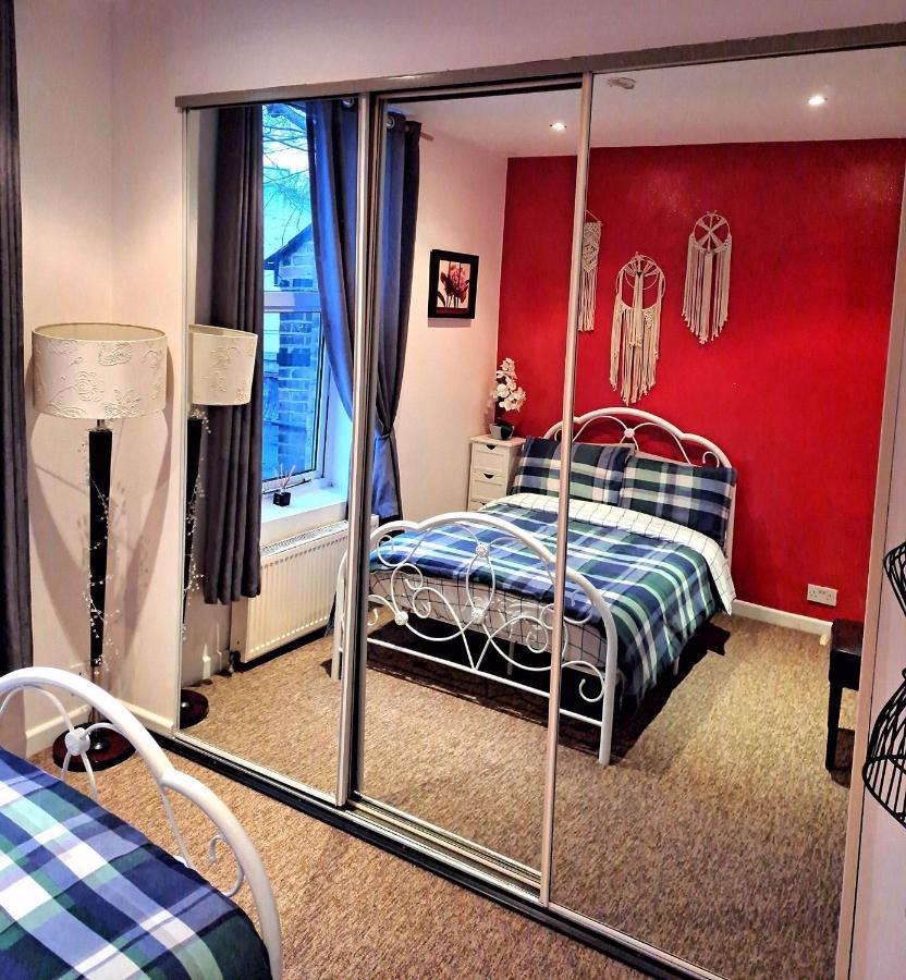 Double Room Lgbt Londyn Zewnętrze zdjęcie
