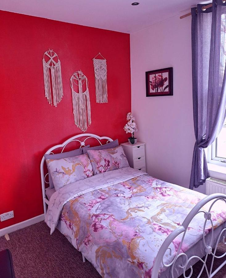 Double Room Lgbt Londyn Zewnętrze zdjęcie