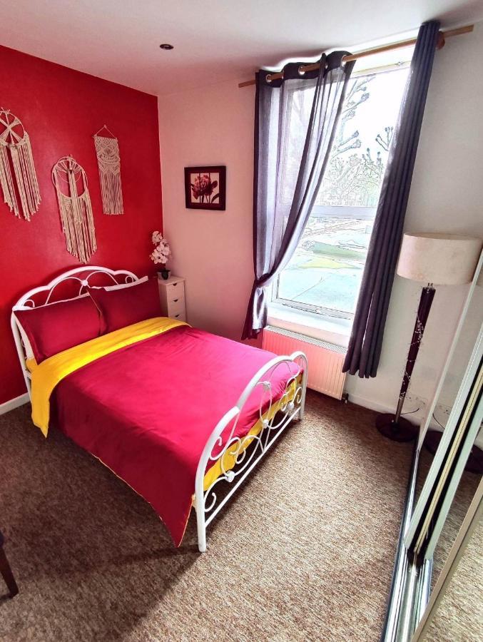 Double Room Lgbt Londyn Zewnętrze zdjęcie